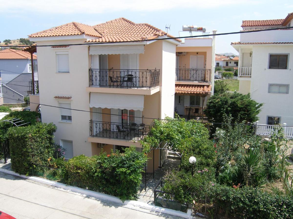 Efi Apartments Myrina Buitenkant foto